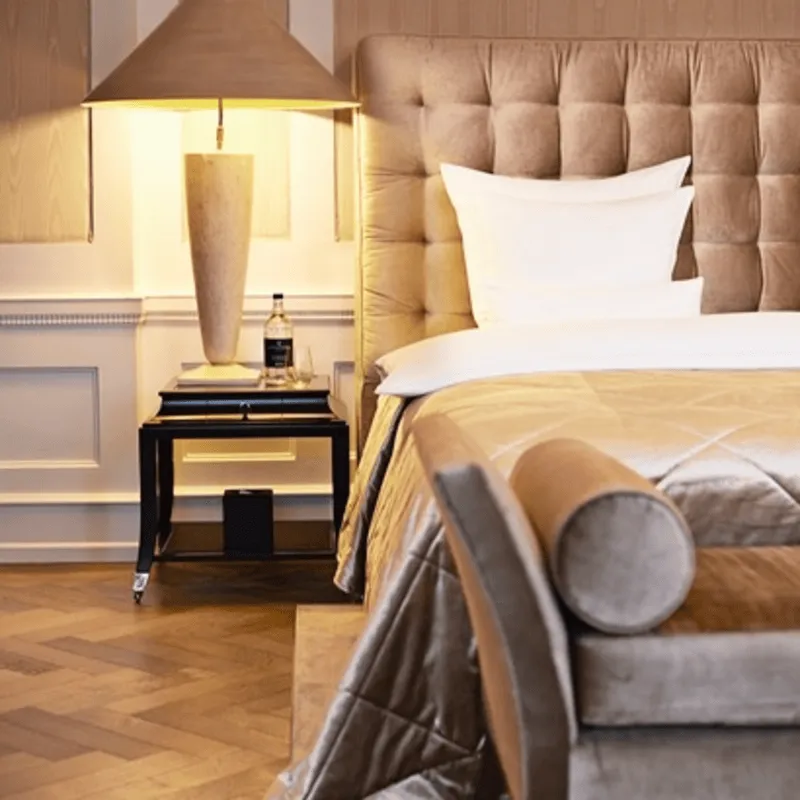 For those seeking a complete luxury bedroom experience, DUXIANA offers an exquisite range of headboards to complement your DUX bed. These elegant headboards are available in a wide variety of designs and finishes, allowing you to match your bed to your unique aesthetic preferences. If you already have a bed frame or headboard, don't worry, DUX beds are compatible with most existing frames, making it easy to integrate this luxury mattress into your home.
